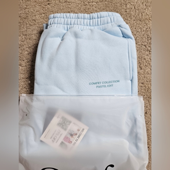 NWT Comfrt Pastel Oversized Sweatpants Baby Blue Cuffed Bottoms Size XL - Picture 7 of 7